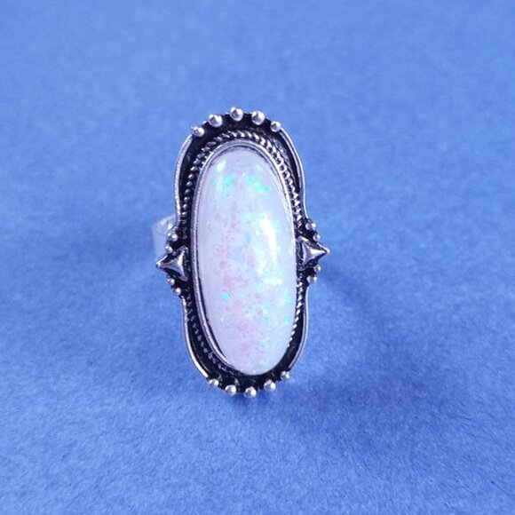 Vintage-Inspired Bohemian Sterling Silver Opal Ring CUSHION - Picture 3 of 6